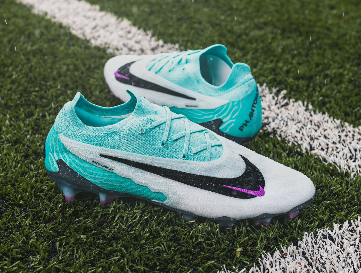 types of nike football boots