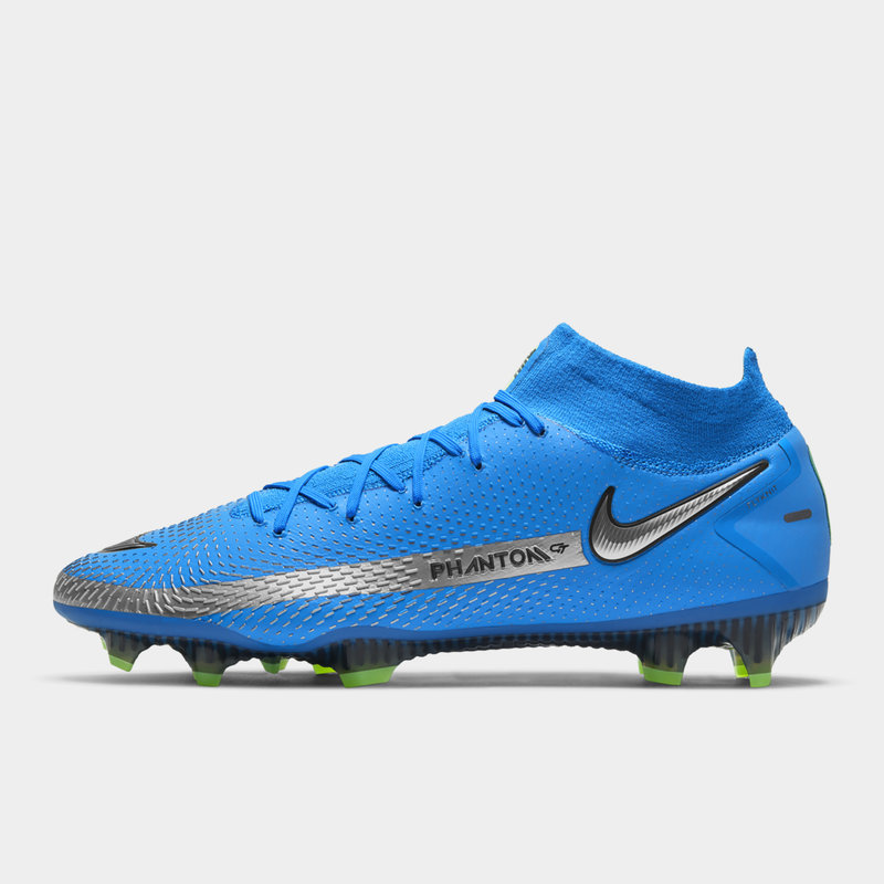 nike phantom green football boots