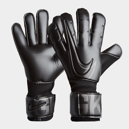 black nike goalie gloves